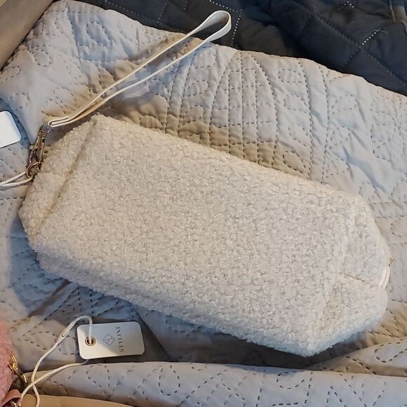Styline Sherpa Wristlet or Cosmetic Bag NWT - Picture 3 of 4